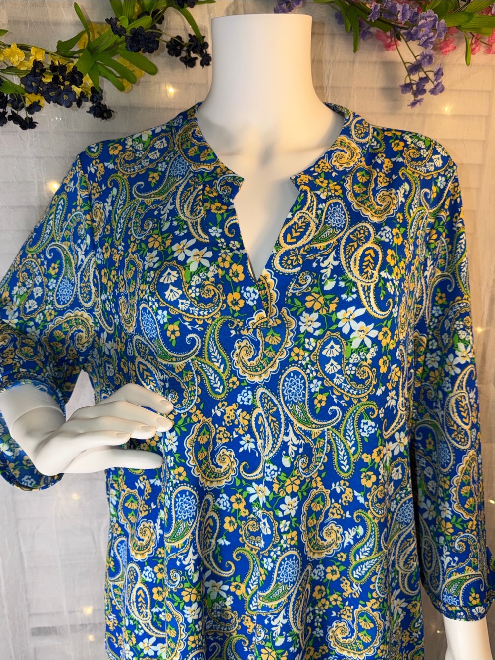 Dear Scarlett Paisley Long Sleeve Shift Dress in Blue & Green